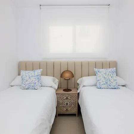 Moderno De Lujo Con Garaje Privado. * Corralejo
