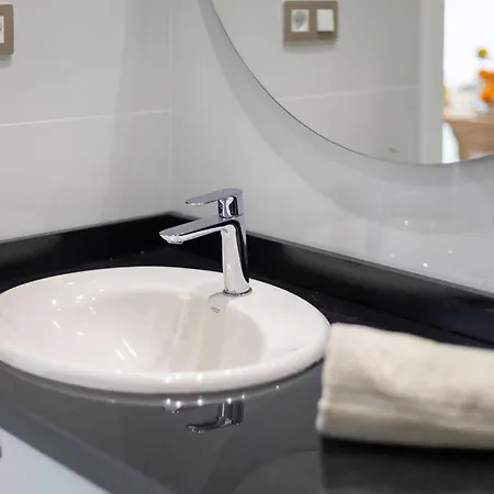 Moderno De Lujo Con Garaje Privado. Apartmán