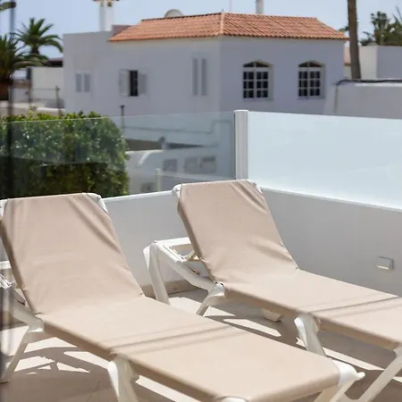 Moderno De Lujo Con Garaje Privado. Apartmán Corralejo
